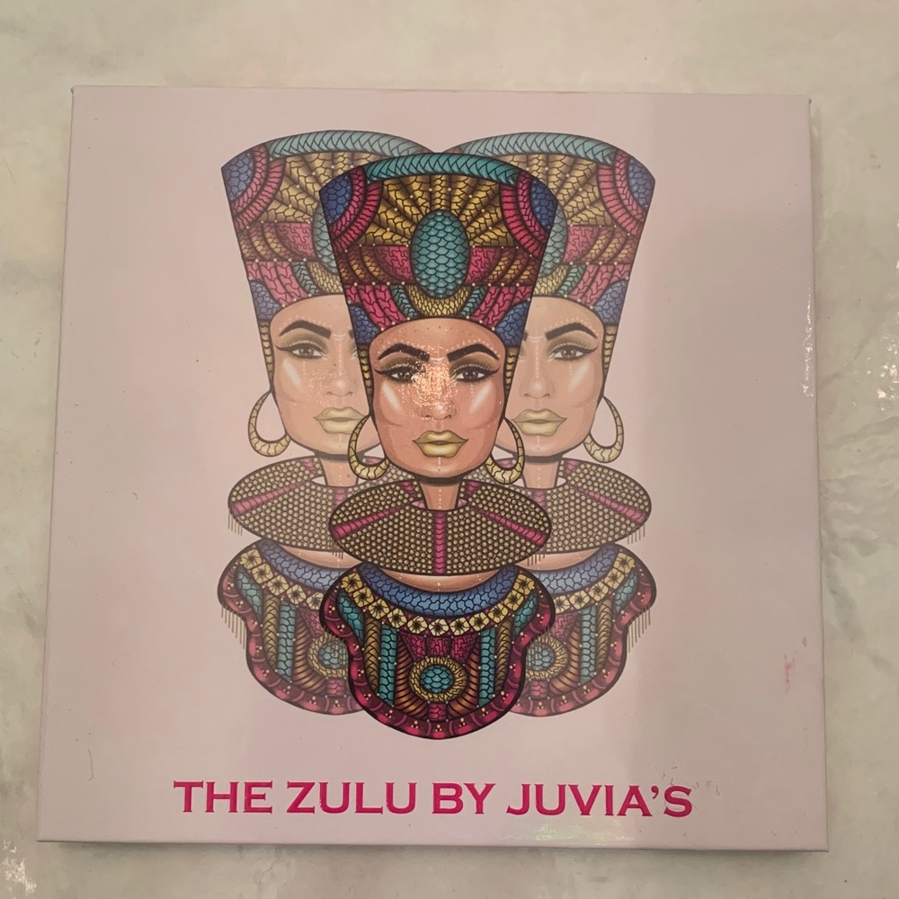 Juvia’s Place eyeshadow palette